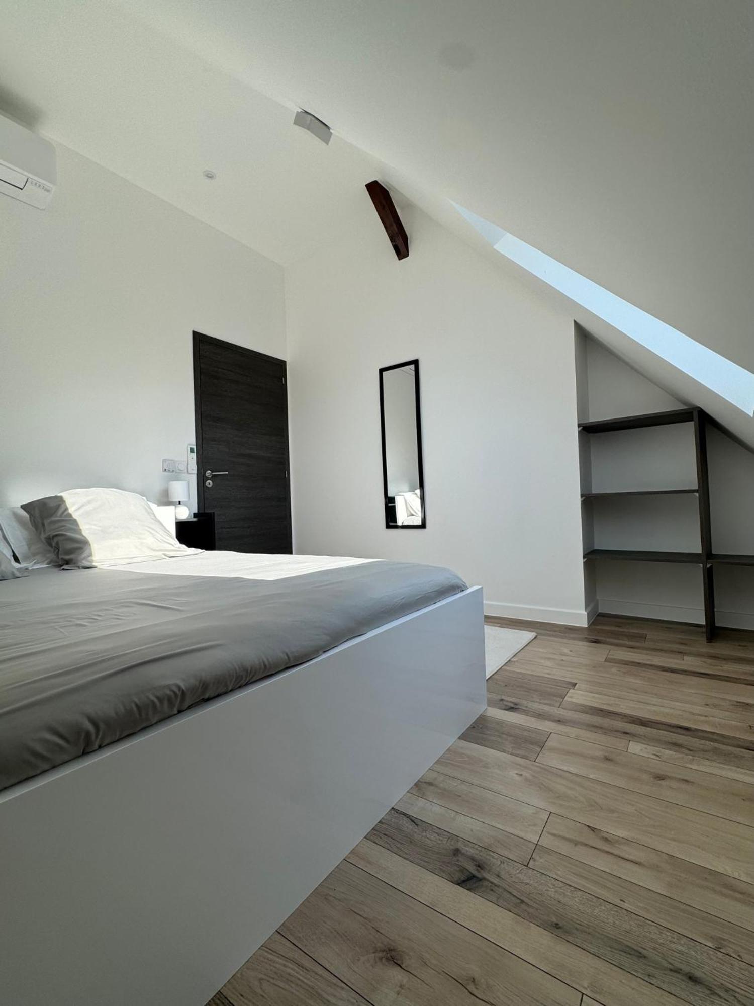 Magnifique Appartement Vue Lac - 5 Personnes Voglans Esterno foto