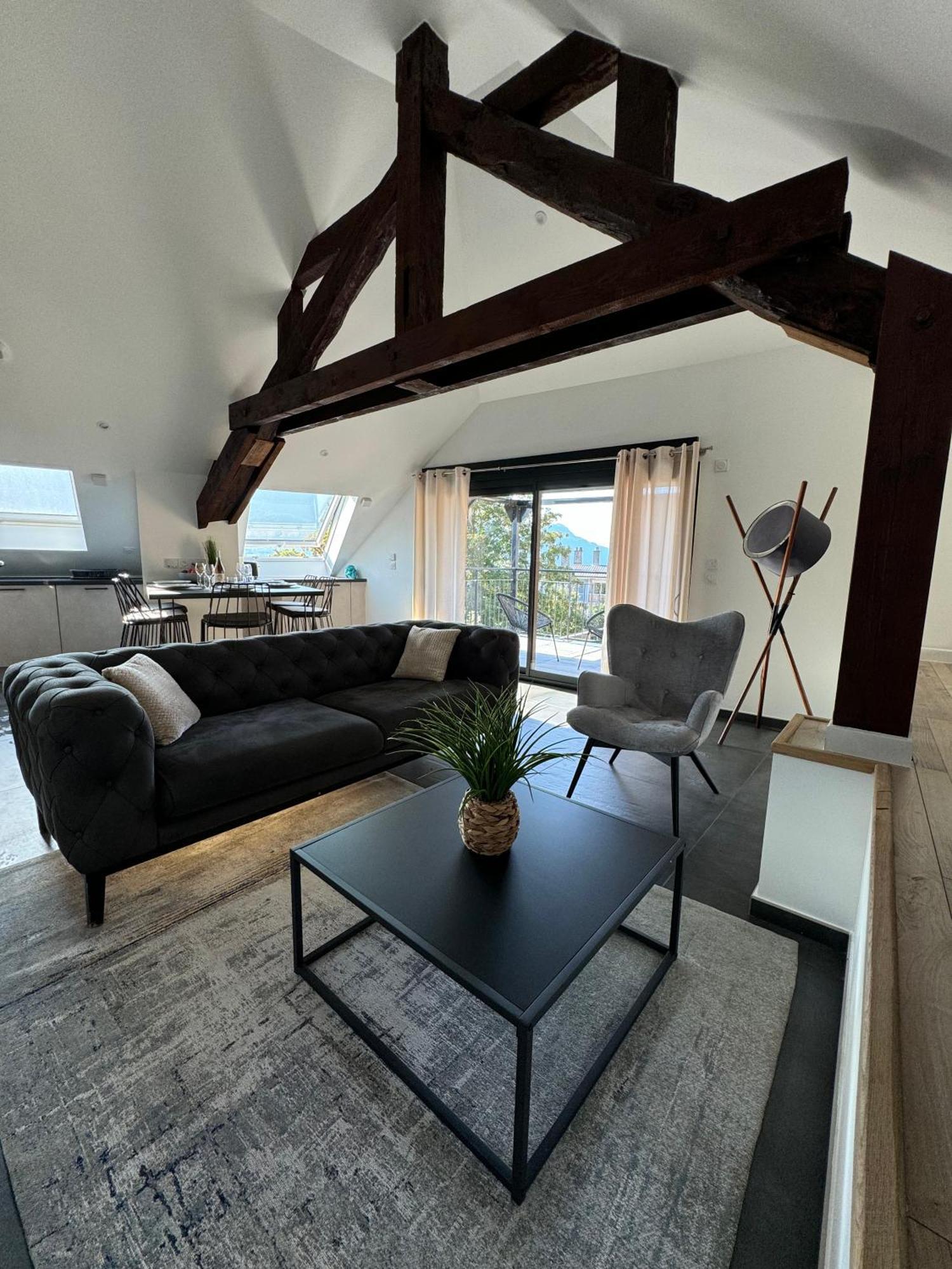 Magnifique Appartement Vue Lac - 5 Personnes Voglans Esterno foto