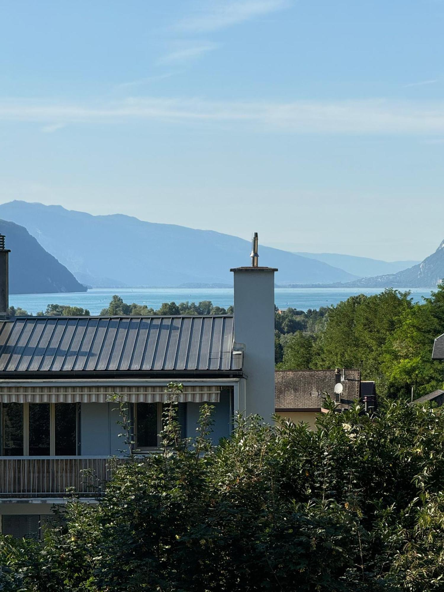 Magnifique Appartement Vue Lac - 5 Personnes Voglans Esterno foto